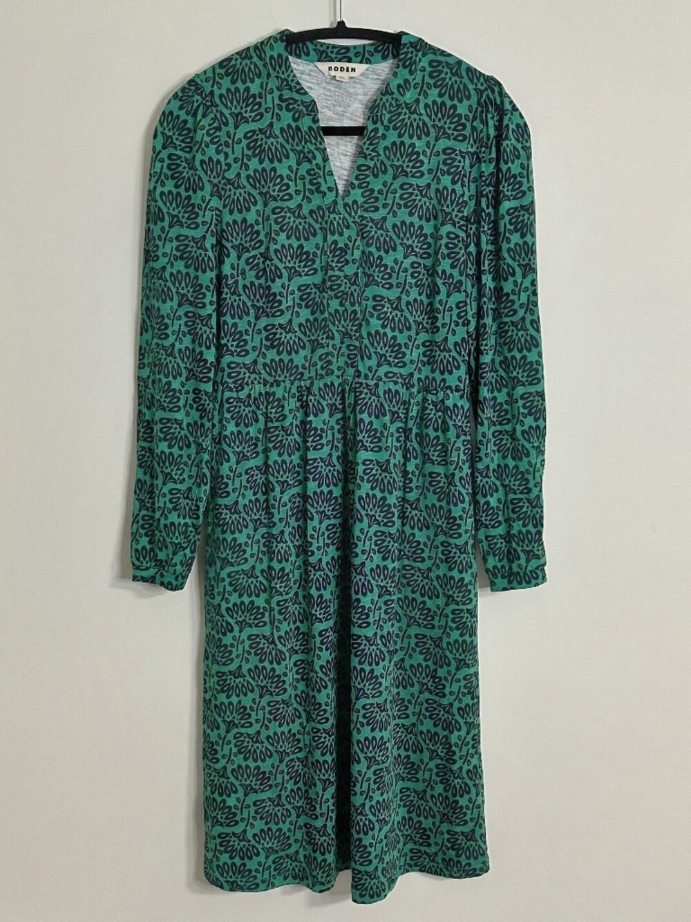 Boden Naomi Relaxed Jersey Dress Green Black Medallion Cotton Modal 4L w/ Pocket